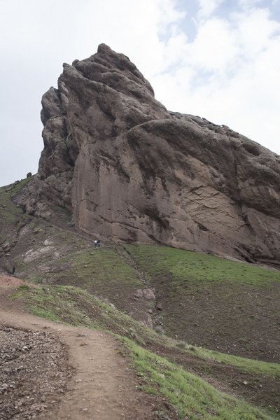 Iran, Alamut, skała, na której stał zamek Alamut.