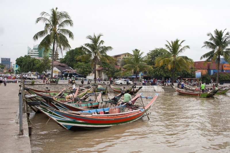 Yangon, river life.