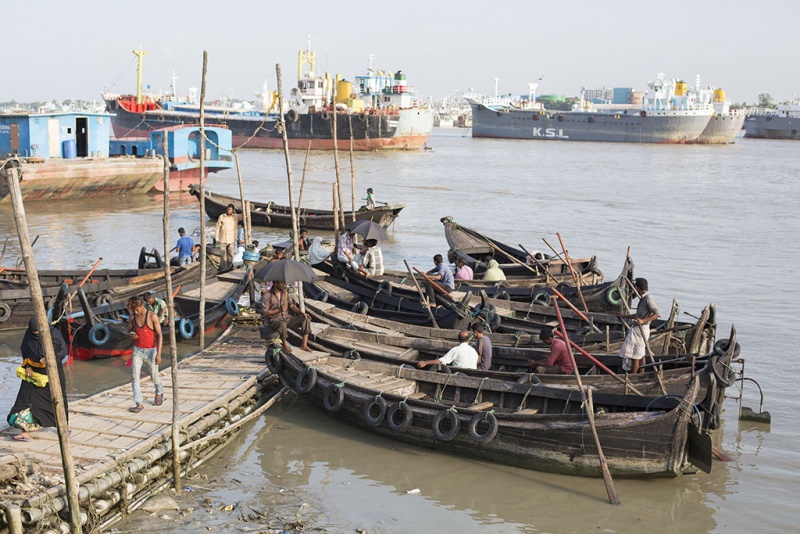 Chittagong, nad rzeką Karnaphuli.