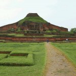 Paharpur, ruiny stupy.