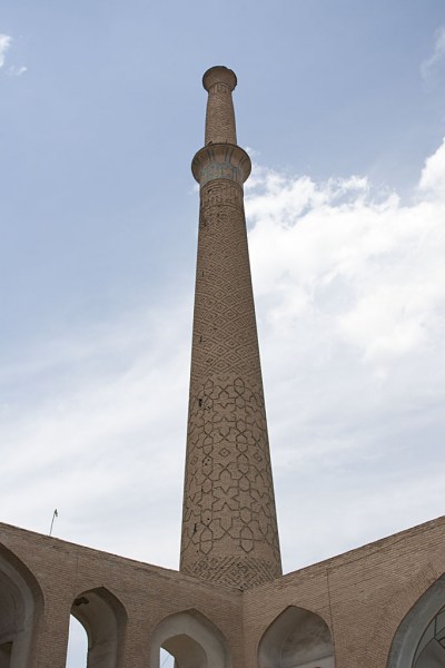 Minaret meczetu Alego.