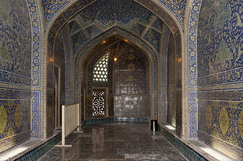 Pełen geometrycznego mistycyzmu klejnot architektury islamskiej, Meczet Szejka Lotfollaha.