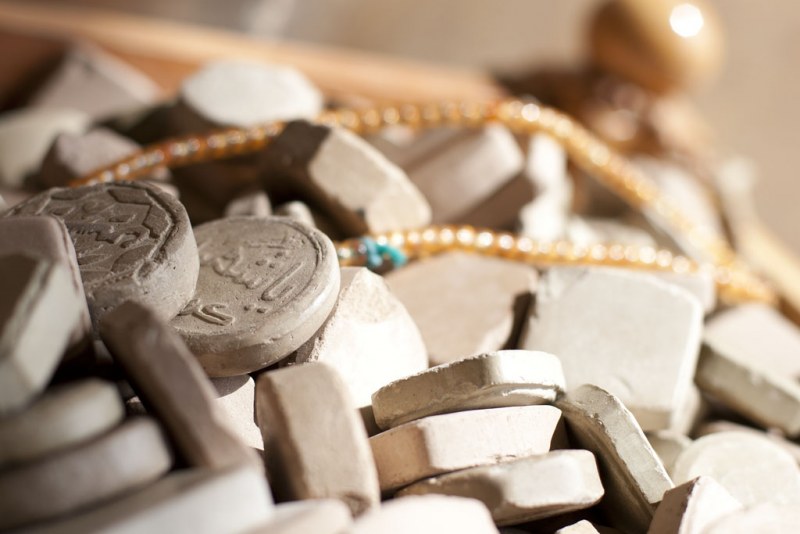 Kamienie modlitewne w meczecie Imama.