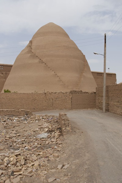 Meybod, pomieszczenie do przechowywania lodu.