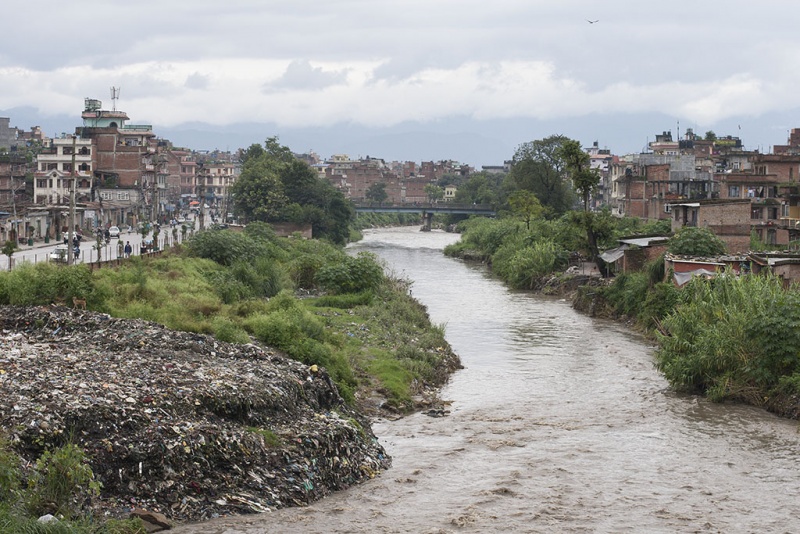 Kathmandu, w drodze do Swayambhu.