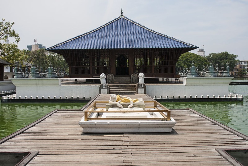 Świątynia Sina Malakiya.