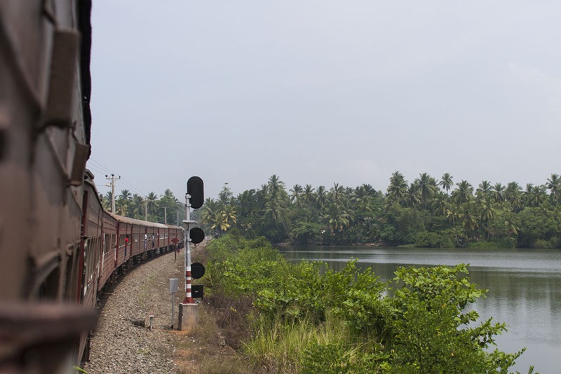 Pociąg z Colombo do Hikkaduwy.